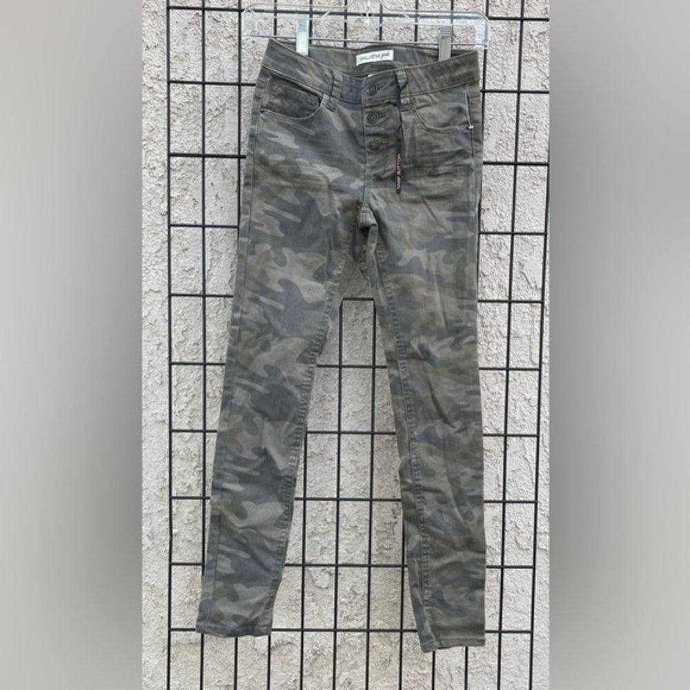 VanillaStar girls camo pants size 10